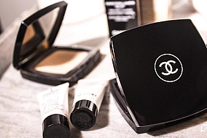 性别反串的春天:李佳琦、阿纯为什么这么火?