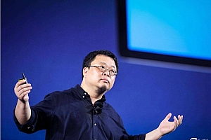 罗永浩做直播带货,应向李佳琦学习什么?